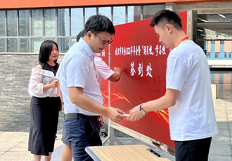 武汉市民办中小学幼儿园协会 2022年年会暨“游民校 学名校”观摩交流活动在武汉育才美术高中举行