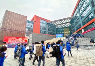 育美视界｜万人模拟 只为厉兵！2024湖北美术类联合调研考试落幕！