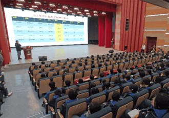 全力以赴，我们顶峰相见！｜2025届美术联考集训动员会火力全开