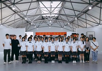 美育课堂｜把专业课堂搬进武汉画院 美育之花灼灼绽放